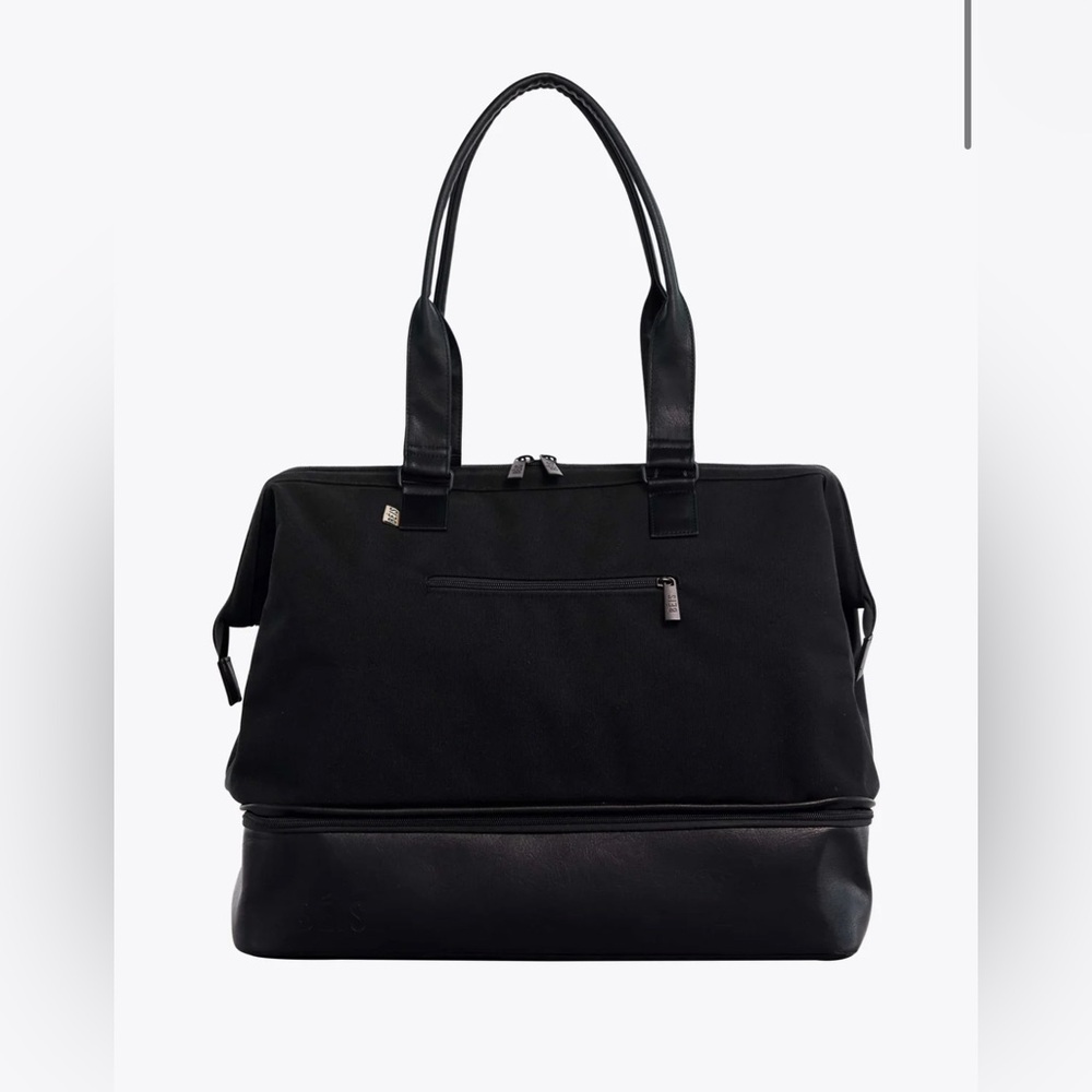 NWT Beis convertable weekender black